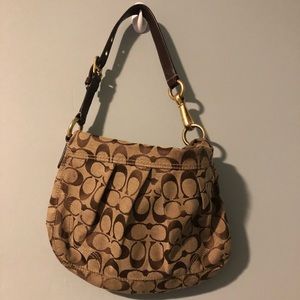 Small Coach shoulder bag